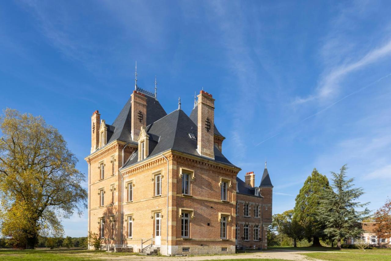 Hotel Domaine De Mont-Evray Nouan-le-Fuzelier Exterior foto